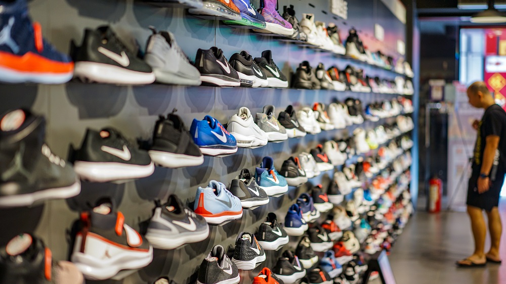 Ebay opent winkel waar klanten sneakers kunnen ruilen | Twinkle
