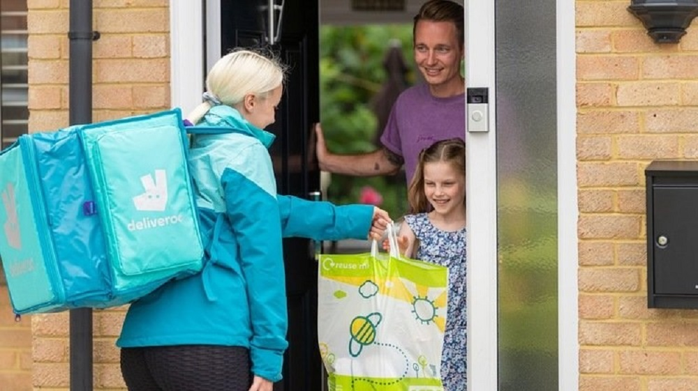 Asda werkt nu ook samen met Deliveroo voor snelle bezorgingen