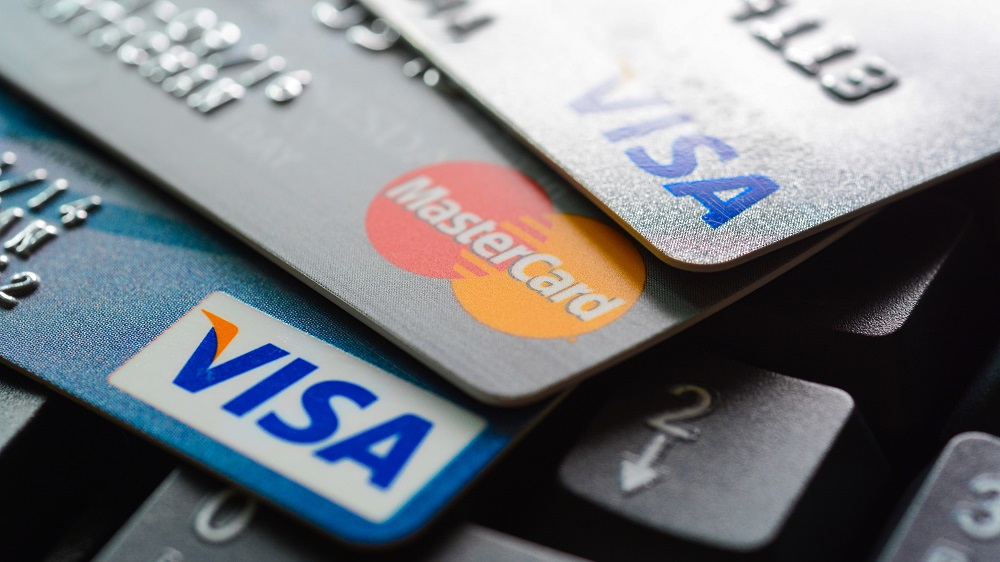 Creditcardbedrijven bundelen krachten voor ‘Click to Pay’