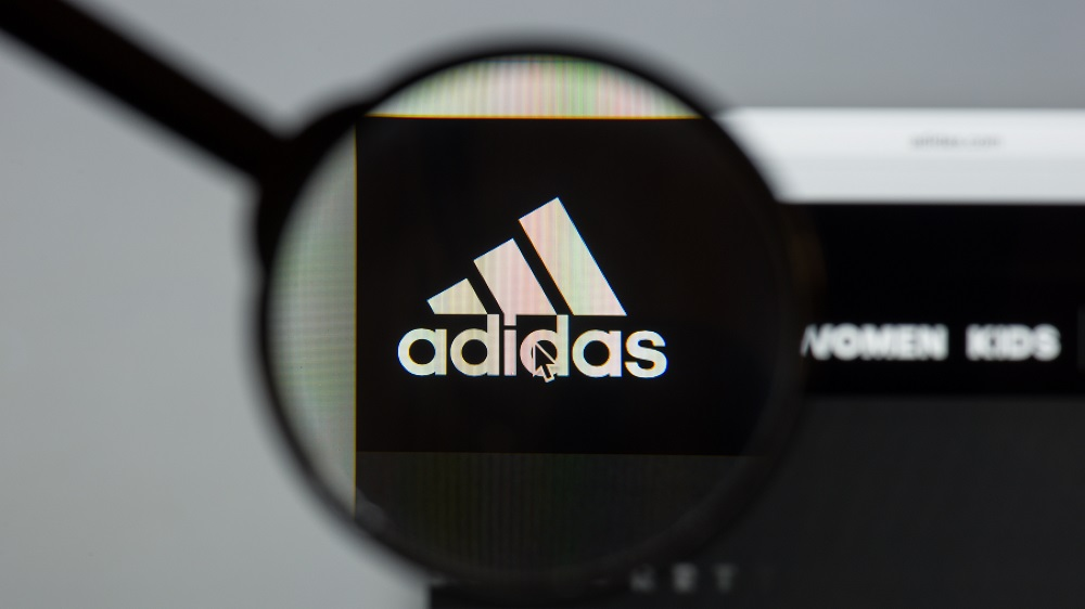 Adidas wil afgeschrikte dealers betrekken in e-commerce