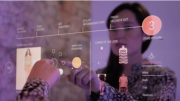 Ralph Lauren installeert interactieve spiegels in paskamers