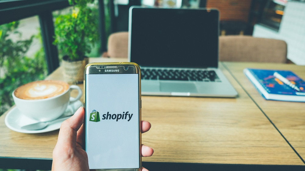 Shopify laat partners ruiken aan fysieke verkoop