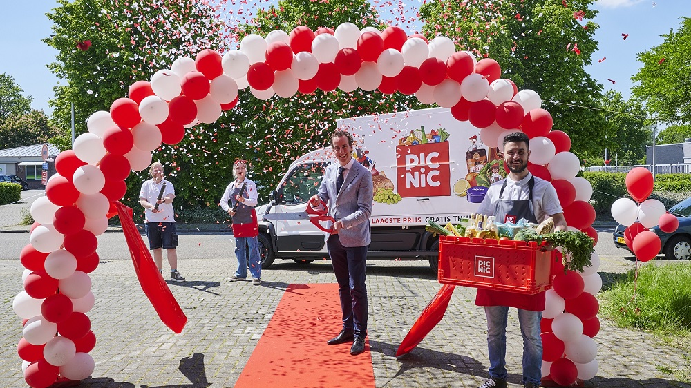 Grotere wagens voor Picnic