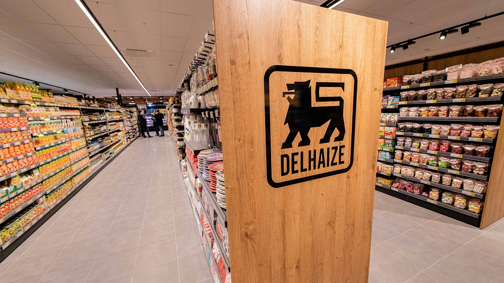 Robot helpt klanten bij Delhaize