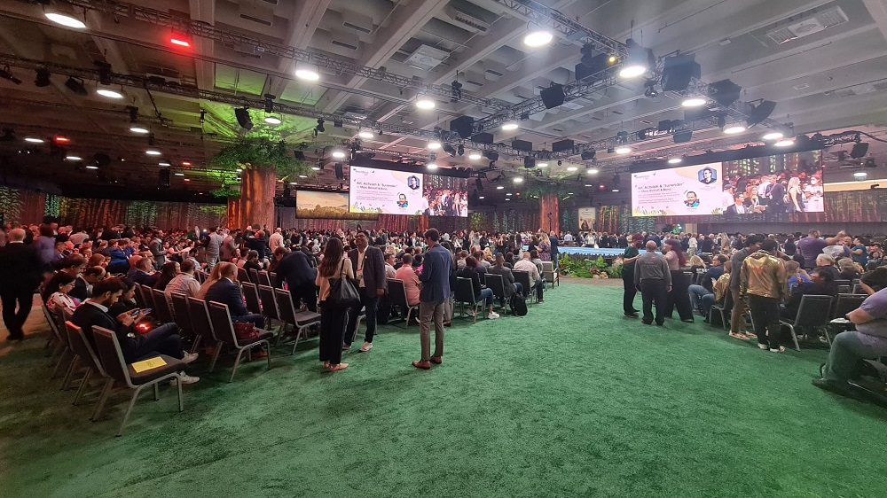 Rob Garf (Salesforce) – ‘Be the Grinch that steals Christmas’