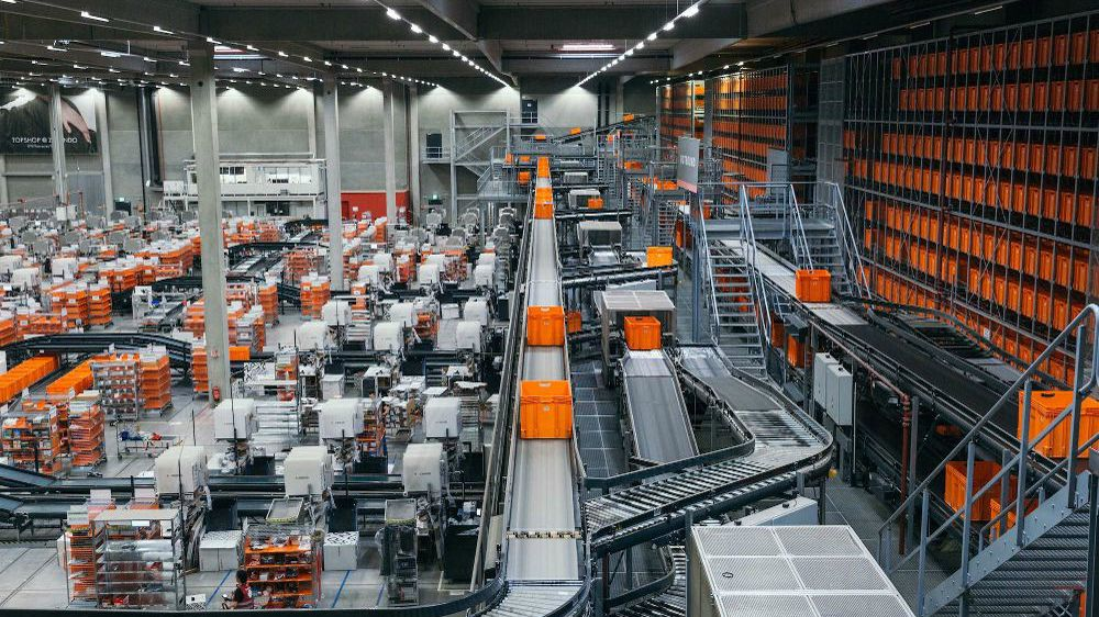 Zalando ziet omzet en winst in eerste kwartaal stijgen door AI en integratie About You