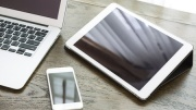 ‘Tablet minst populair in online boodschappen doen’