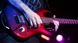 Bax Music herstart buitenlandse webshops en opent alle winkels