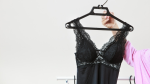 Marlies Dekkers sluit winkels, zet in op online