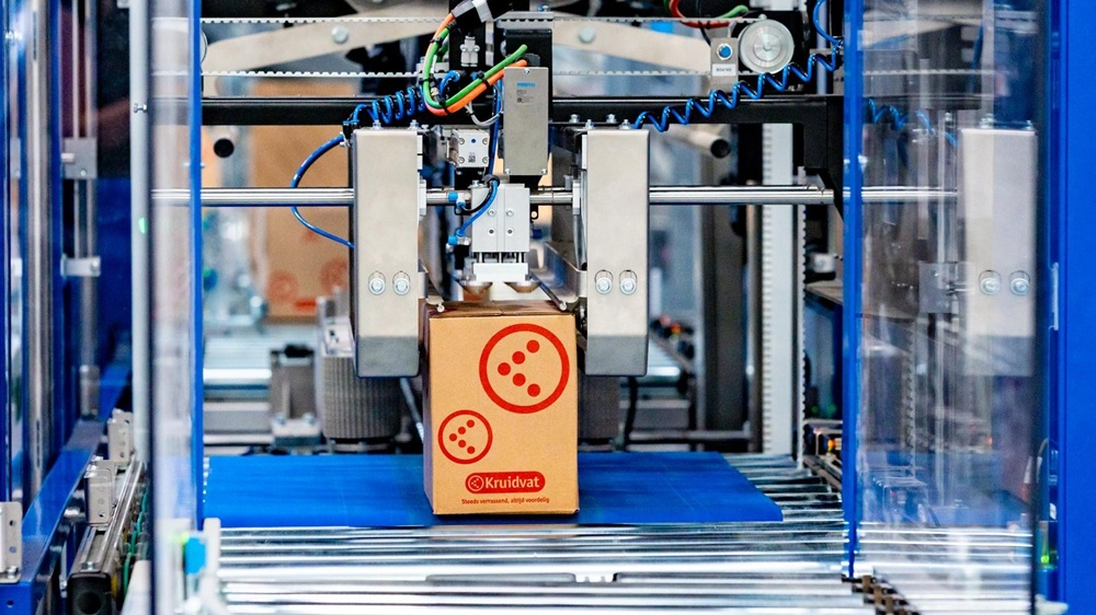 Kruidvat en Trekpleister besparen 2.500 vrachtwagenritten met slimme inpakmachines