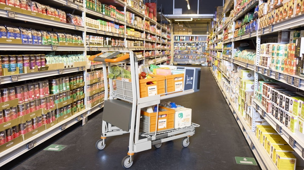Colruyt introduceert slimme winkelkar met AI-ondersteuning