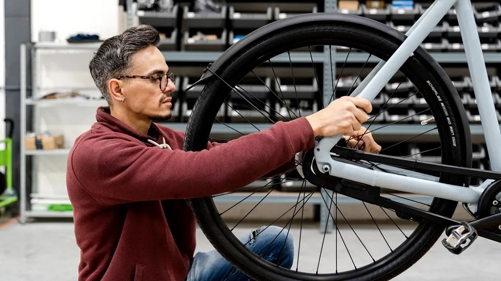 Upway gaat VanMoof-fietsen repareren