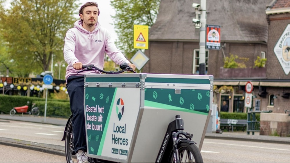 Local Heroes rolt bezorgdienst uit in Amsterdam