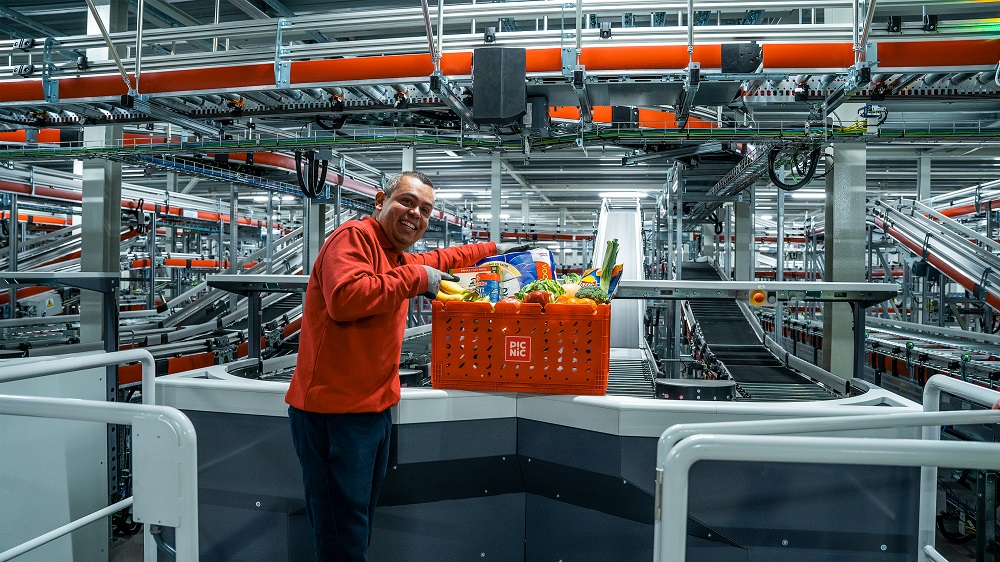 Picnic opent hypermodern fulfilmentcenter in Duitsland