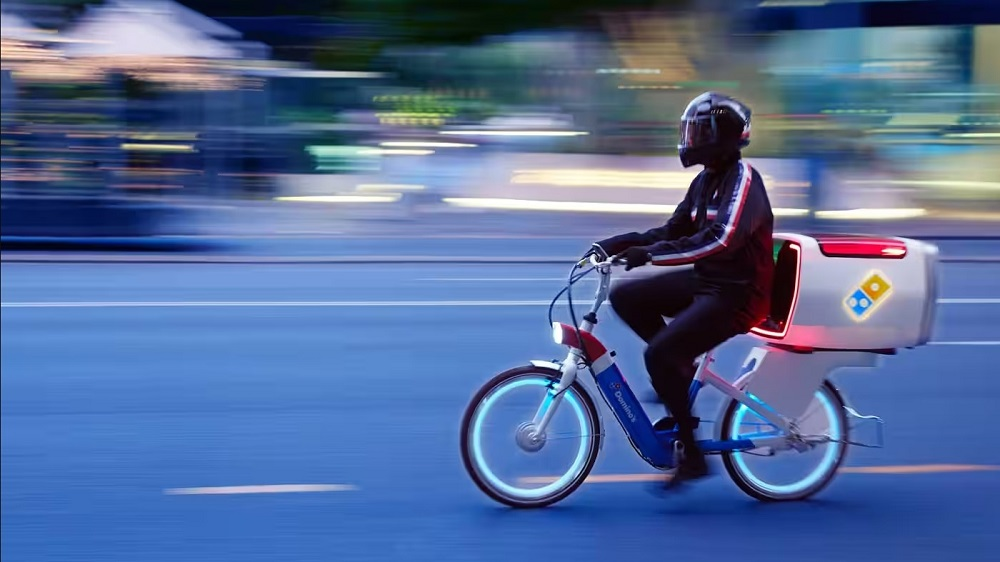 Domino’s komt met bezorgfiets met ingebouwde pizza-oven